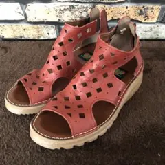 JS Heartlavelジェイエス ハートレーベルレザー サンダル24EEEE