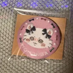ちいかわ 刺繍缶バッジ2 モモンガのサムネイル