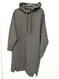 パーカーワンピース