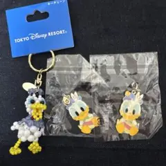 ディズニーリゾート　ドナルド　イースター　チャーム　ビーズキーチェーン