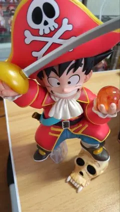 ドラゴンボール一番くじ 海賊悟空、トランクス ２種