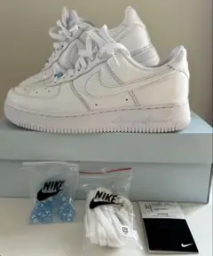 Drake NOCTA × Nike Air Force 1 Lowのサムネイル