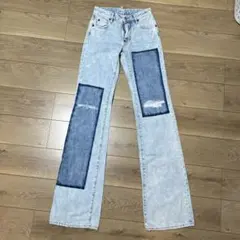 DSQUARED2　デニムパンツ　ダメージデニム