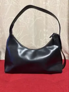 大セール！¥3,100→¥2,000 kastane ブラックレザーハンドバッグ