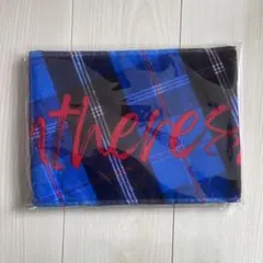 PinkPantheress タオル