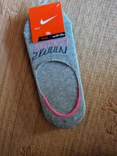 【新品未使用タグ付】NIKE 　レディースソックス 2足セット 23-25cm