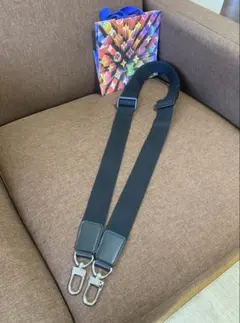 ルイヴィトン　ショルダーストラップ　ブラック　キャンバス　斜め掛け可