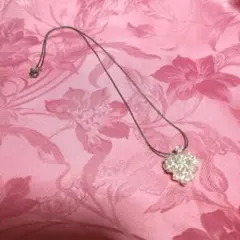 クリスタルビーズネックレス