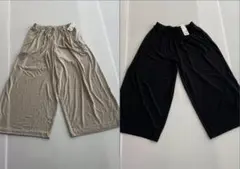 ユニクロのギャザーワイドパンツ(Beige)(Black)