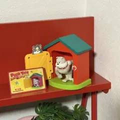 52TOYS 「 トムとジェリー -可哀想なトム」スパイク Poor Tom