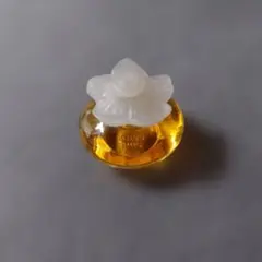 【期間限定値下】NINA RICCI ミニ香水ボトル フルール・ド・フルールのサムネイル