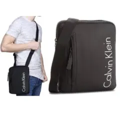【正規品】Calvin Klein カルバンクライン ロゴ ショルダーバッグのサムネイル
