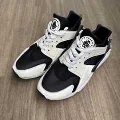 ナイキ　ハラチ　オルカ ブラック ホワイト　28cm