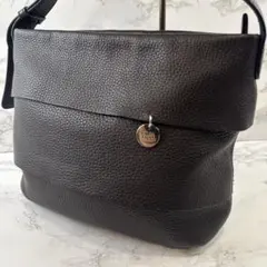 ほぼ未使用品 NINA RICCI ニナリッチ 本革 レザー ショルダーバッグのサムネイル