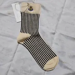 ViVienneWestwood ストライプデザインのソックス