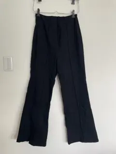 マタニティー 黒 フレアパンツ バックポケット付き