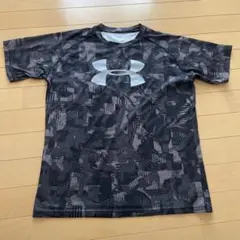 Under Armour 迷彩柄 Tシャツ