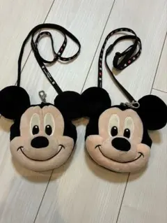 ディズニー　ミッキーポシェット　ぬいぐるみポーチ　2個セット