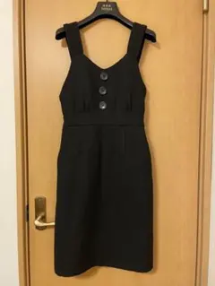 Heatherブラックノースリーブひざ丈ワンピース