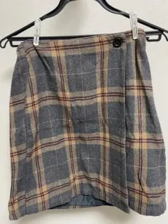 チェック柄ラップミニスカート