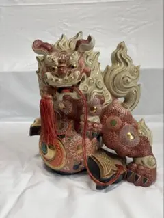 九谷焼 八幡窯 玉乗り獅子 置物 金彩 盛 縁起物 魔除け 陶芸 立獅子