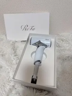 【新品未使用・紙袋付き】リファ ビューテックドライヤーSE アイボリー 本体 新品未使用・紙袋付き】リファ ビューテックドライヤーSE アイボリー
