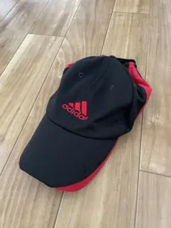 adidas キャップ ブラック レッド　ランニングのサムネイル