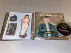 SEVENTEEN バーノン　アクスタ　カフェ　museum