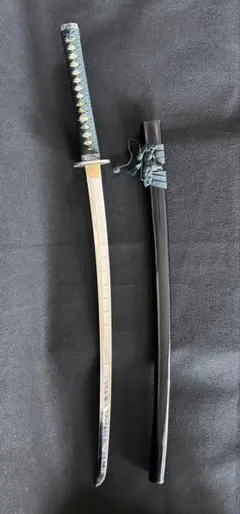 ブリーチ BLEACH 藍染惣右介 斬魄刀 鏡花水月 金属製 模造刀 美術品