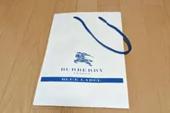 Burberry Blue Label ショップ袋 紙袋のサムネイル