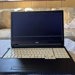 富士通　FMVA2201RP ノートパソコン