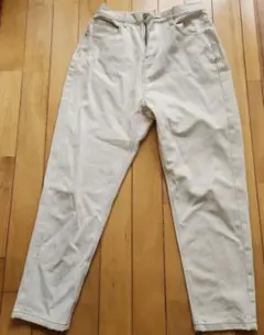 Item thumbnail for item 833aabea-8f52-4a60-85c1-65d8547859fa