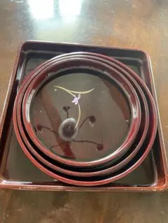 塗りのお盆4点まとめて