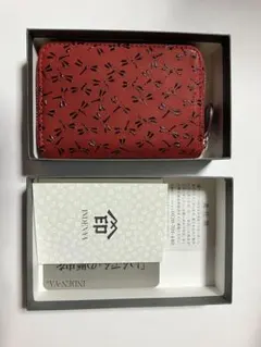 【新品・未使用・箱付き】印伝屋 財布のサムネイル