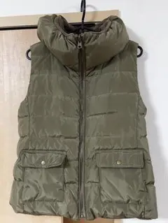 最終値下げ！ FIGNO オリーブグリーン カーキ　ダウンベスト