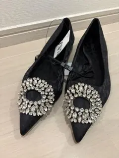 【新品タグ付】zaraビジュー付きブラックポインテッドトゥフラットシューズ38