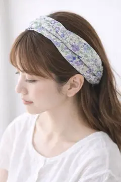ヘアバンド 花柄 ナチュラル 大人可愛い カジュアル 　ツイストヘアバンド