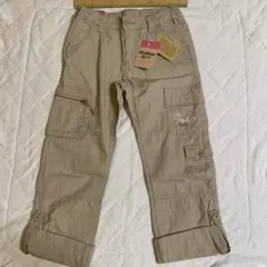 OshKosh B'gosh カーゴパンツ ベージュ 新品　　130 女の子のサムネイル