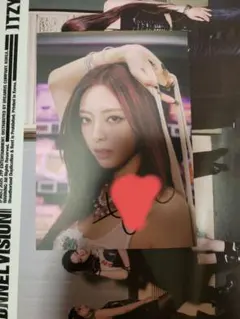 ITZY US盤 TUNNEL VISION ユナ 直筆サイン入りポストカード