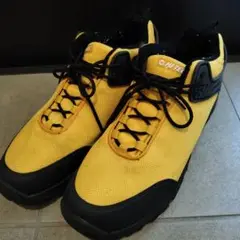 イエロー ハイキングシューズ メッシュ ハイテック