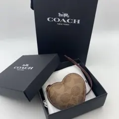 新品 COACH ハートパフィ バッグチャーム シグネチャー キーホルダー