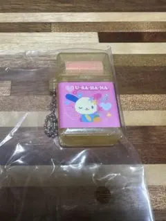 サンリオ　ローラ消しゴム風キーホルダー　ウサハナ