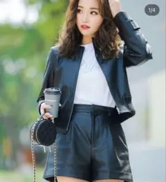 sheller シェリエ フロントタックレザーショートパンツ