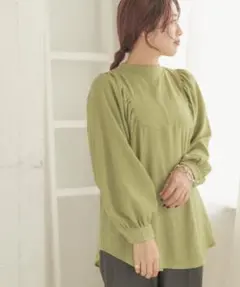 ITEMS URBAN RESEARCH パフスリーブ ギャザーブラウス