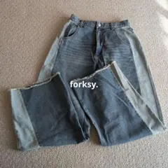 【20,21日セール】デニムパンツ Mサイズ ユニークデザイン