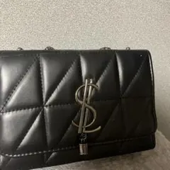 YSL キルティング ブラックショルダーバッグ