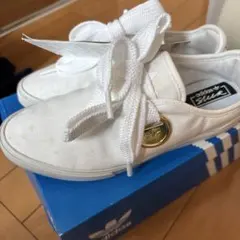 難あり！adidasアディダス＊リボンスニーカー スリークロー ホワイト23