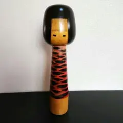 【希少品】 弥治郎系 創作こけし 創作人形 漆塗り 歌入り 置物 希少品】 弥治郎系 創作こけし 創作人形 漆塗り 歌入り 置物 - メルカリ