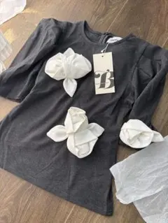 新品正規 Bibiy ROSETTE TEE ホワイト ビビィ - メルカリ