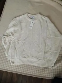 CONFIRM アイボリー ニットセーター L　オーバーサイズ